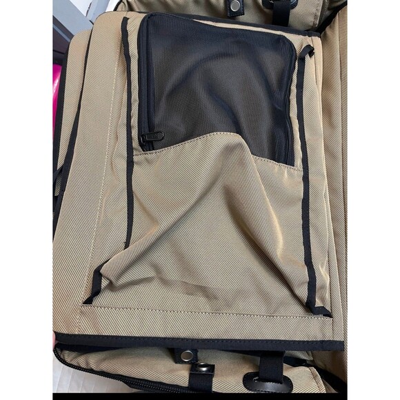 Victorinox Mobilzer NXT 4.0 Collection Wheeled Garment Bag Carry on suitcase - Picture 6 of 9